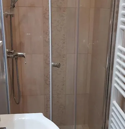 Rozsa Apartmanhaz