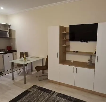 Rozsa Apartmanhaz Szeged