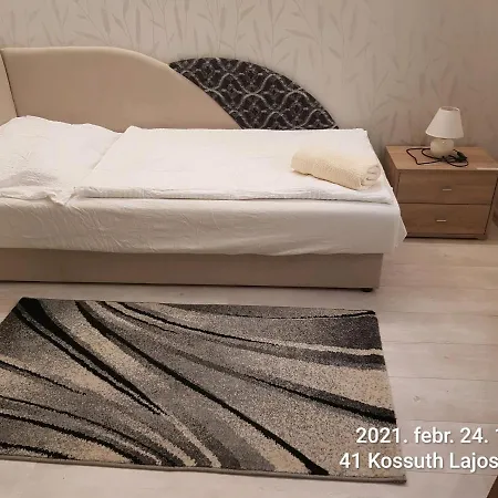 Rozsa Apartmanhaz