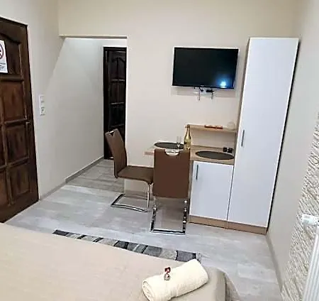 شقة فندقية Rozsa Apartmanhaz 3*