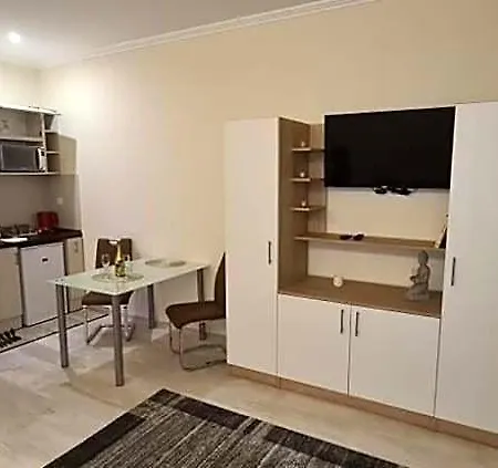 Hotel apartamentowy Rozsa Apartmanhaz 3*