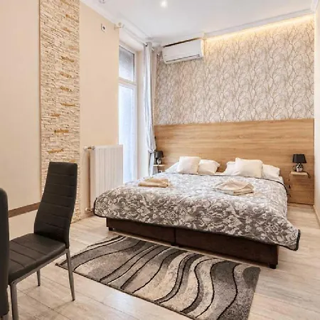 Aparthotel Rozsa Apartmanhaz Segedín