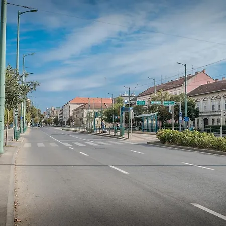 Lejlighedshotel Rozsa Apartmanhaz Szeged