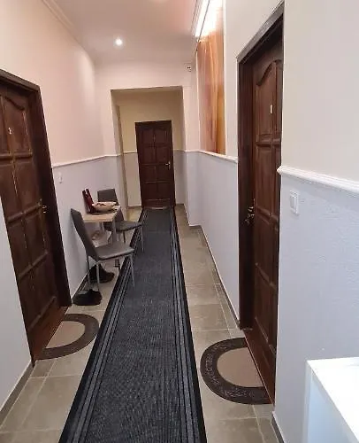 Rozsa Apartmanhaz
