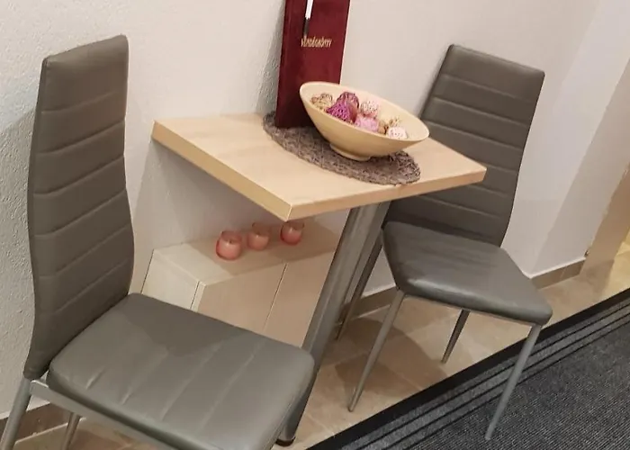 Lägenhetshotell Rozsa Apartmanhaz